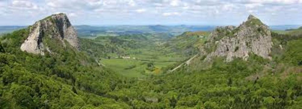 Lilas, Gite Saint Antoine, Orcival, Entre Sancy Et Volcans. 外观 照片